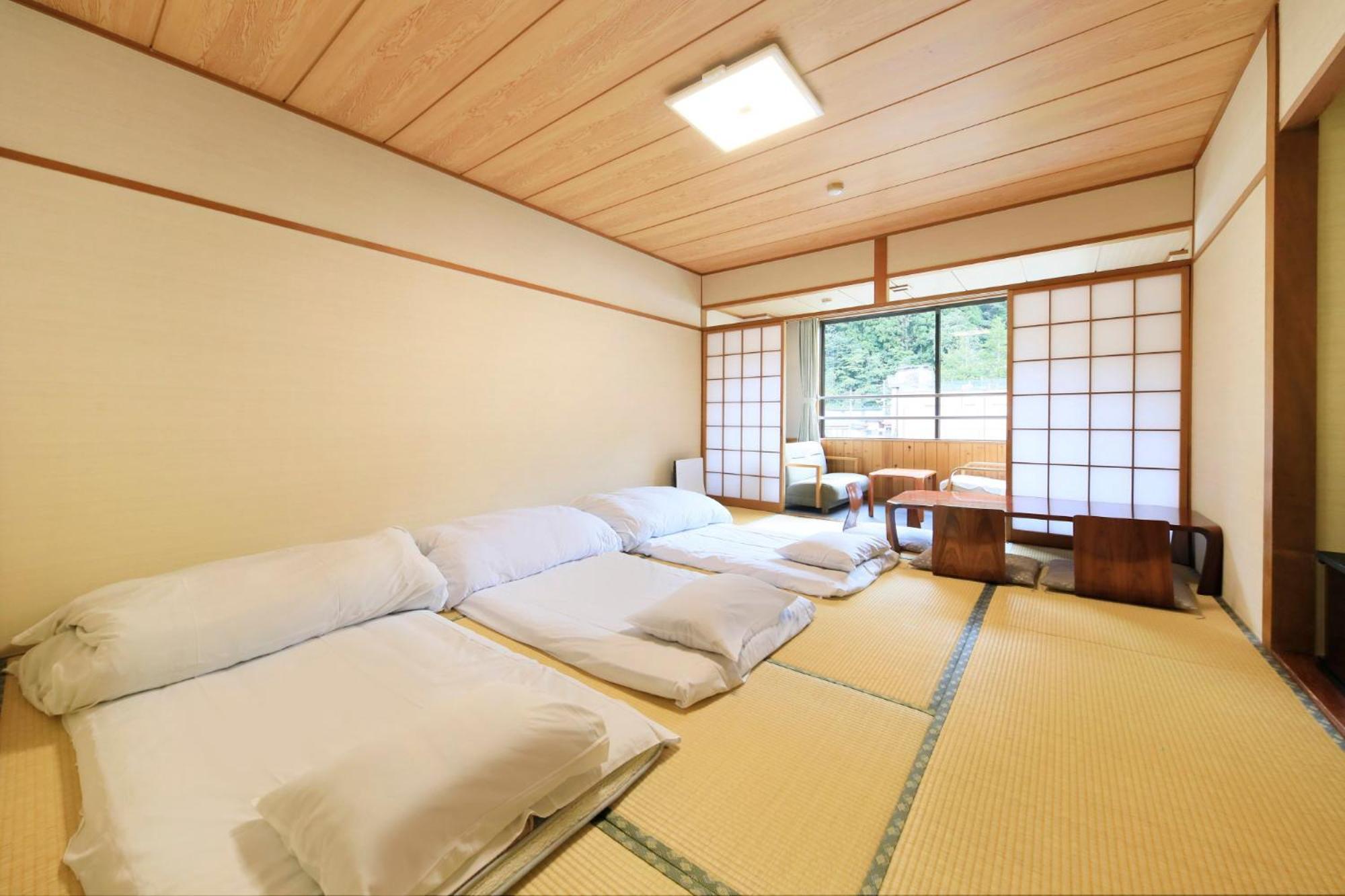 竹あかりの宿 加賀助 Shizukuishi Esterno foto